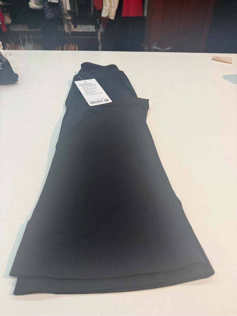 lululemon Groove HR Nulu flared pant short - Picture 3 of 3